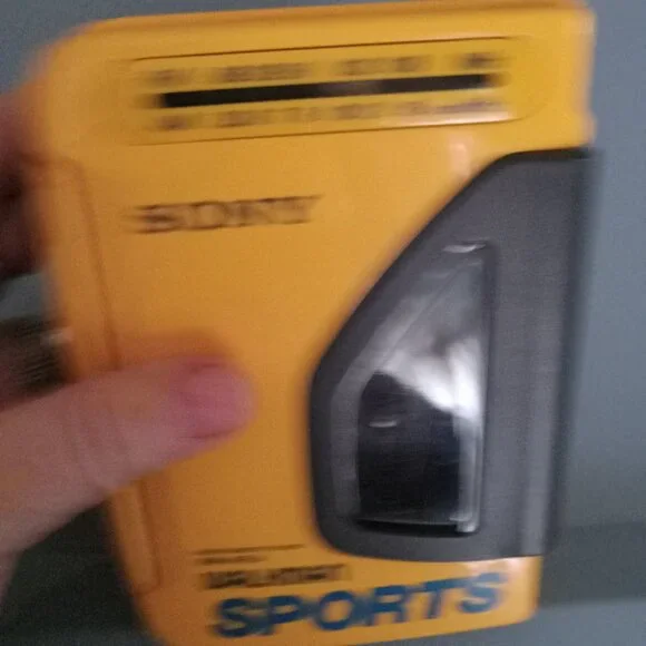 Sony Walkman Sports Vintage Cassette Portable walking cassette/radio